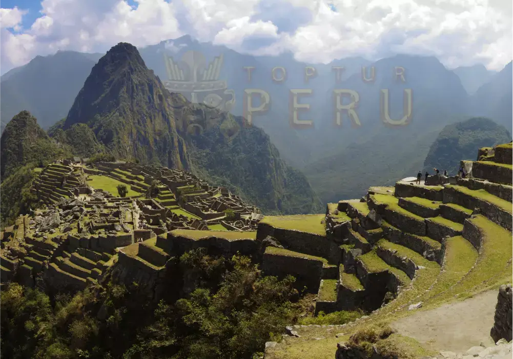 Tour MAPI3-Machupicchu-Escapada-Romantica-3d 1